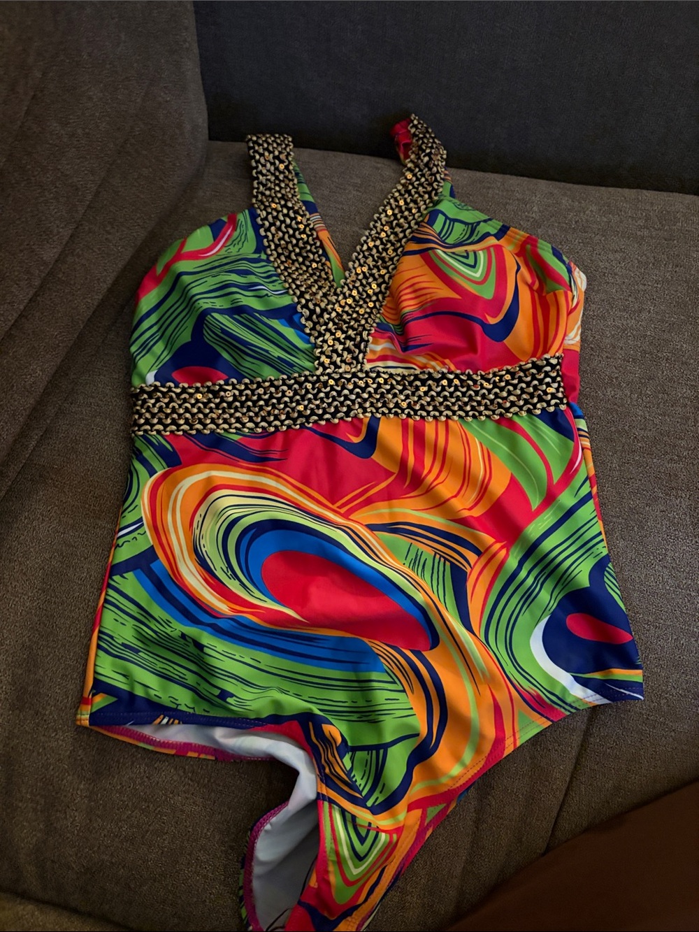 SHEIN Multicolor Swirl V-Neck One-Piece Swimsuit with Braided Trim